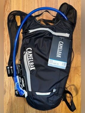 Camelbak Classic Light 70 oz Hydration Backpack Brand New